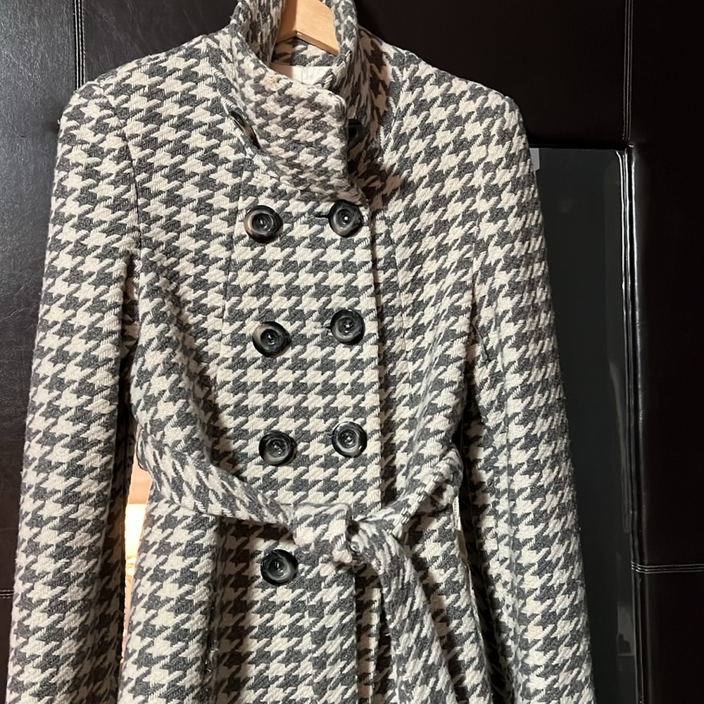 JOSEF Wool Houndstooth Pea Coat